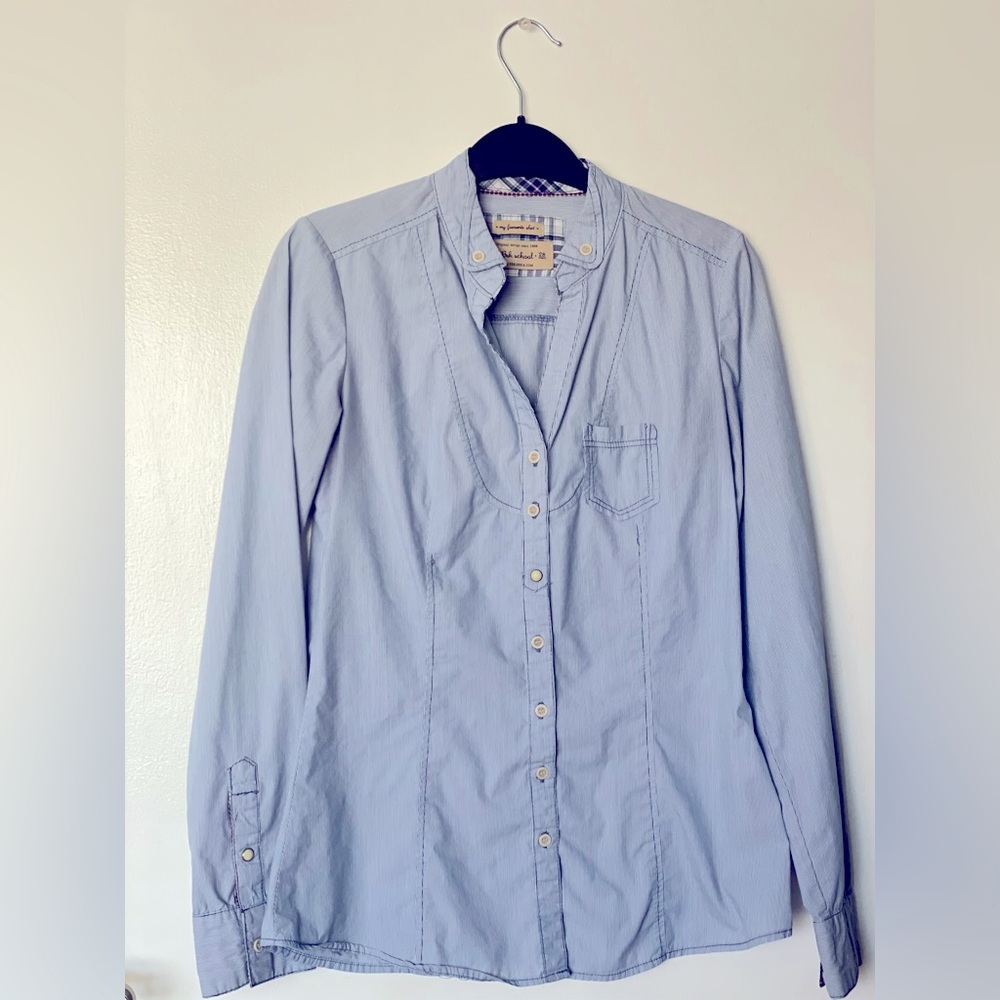 Bershka Women’s Light Blue Button-Up Shirt Size - 4